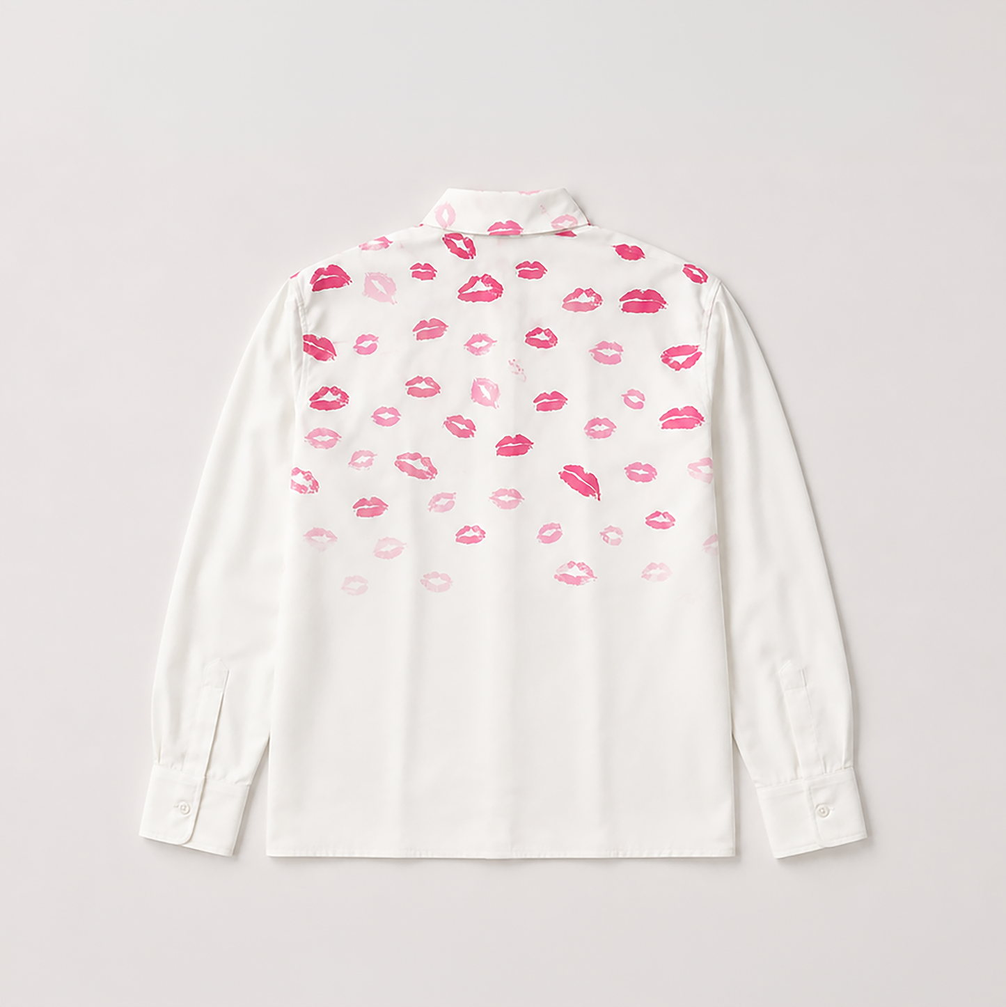 Kissed | White - Bomario | 4 Hand Beaded Kisses | 1/1